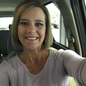 Meet your Posher, Joy